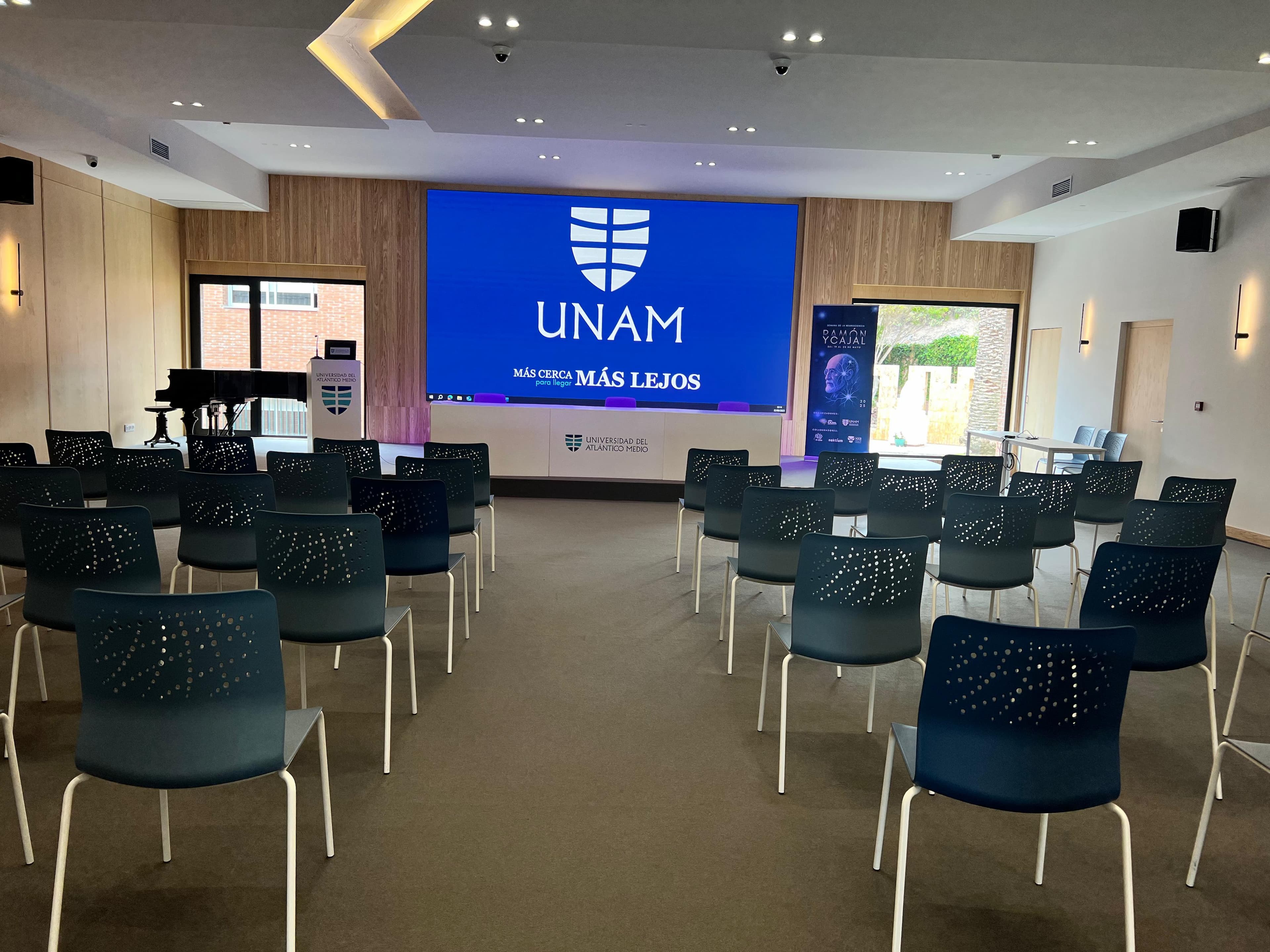 Y... querido público